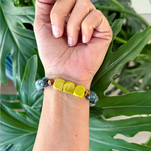 Earth Energy Bracelet – Serpentine, Hematite & Jasper (one) - Picture 3 of 5